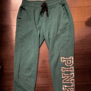 Almost Brand New VICTORIA’S SECRET PINK Forest Green Sweats Size Small 🌲